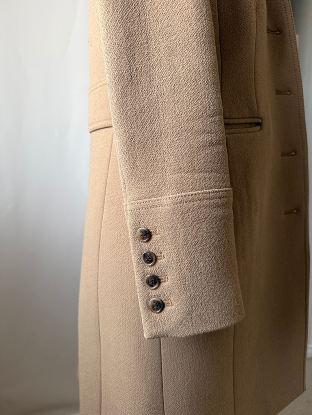 Tailored Camel Single-Breasted Trench Coat - Picture 4 of 13